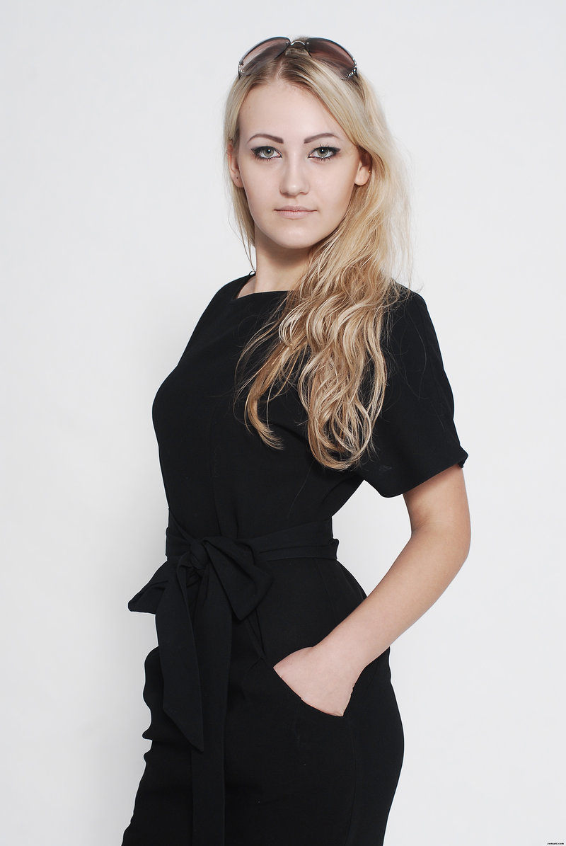 Екатерина, 24 года, 4 размер груди